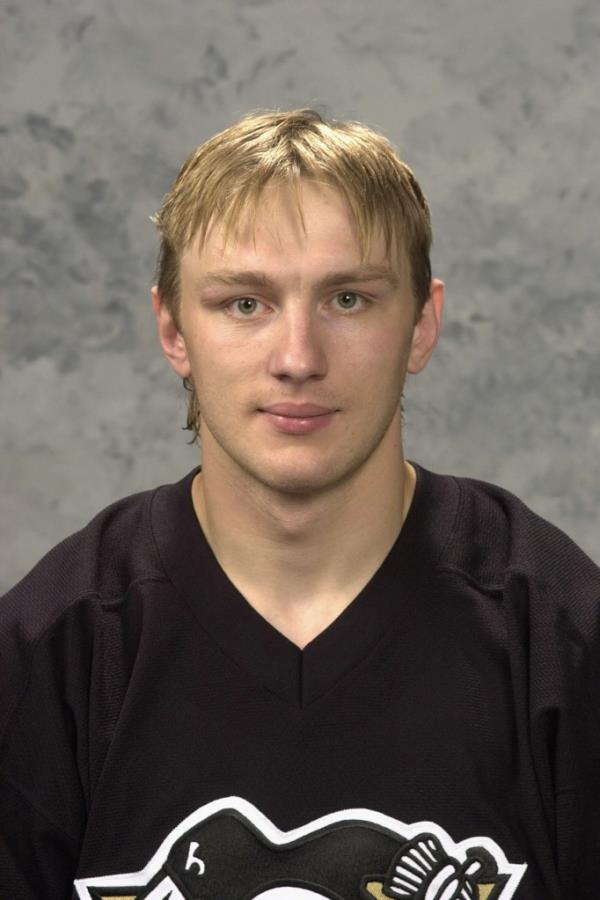 Ko<em></em>nstatin Koltsov of the Pittsburgh Penguins poses for a portrait on September 15, 2003 at Mellon Arena in Pittsburgh, Pennsylvania.  