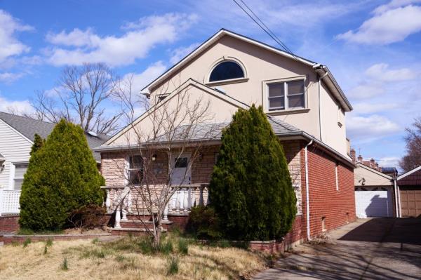 The $1 million home in Flushing, Queens was taken over by squatters last mo<em></em>nths while the owner was trying to sell it.